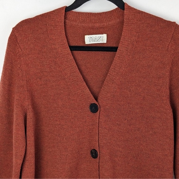 Toast • Swingy Merino Wool Cardigan - Picture 3 of 9